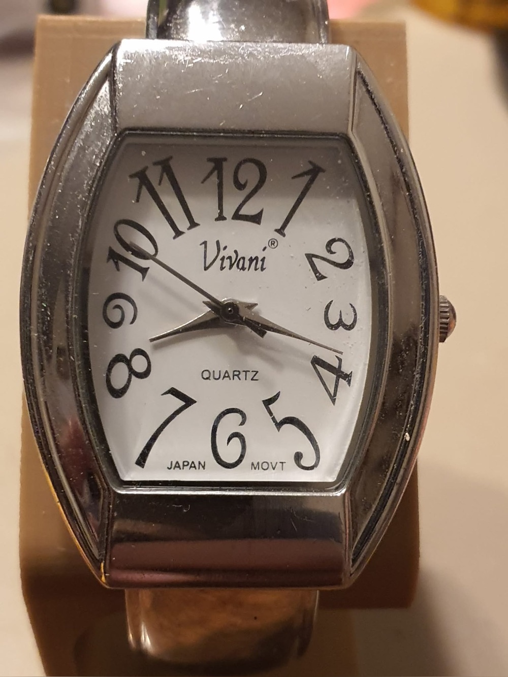 🦋10/$20🦋 Vivani Silver/White Stainless Steel Women's Cuff Watch